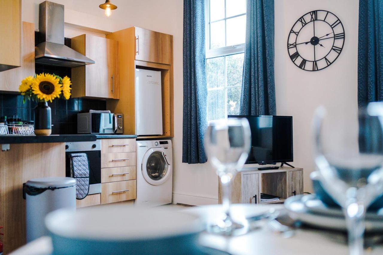 Bright 1-Bed Apartment In Chester By 53 Degrees Property, Ideal For Professionals & Couples, Great Location - Sleeps 4 Exteriör bild