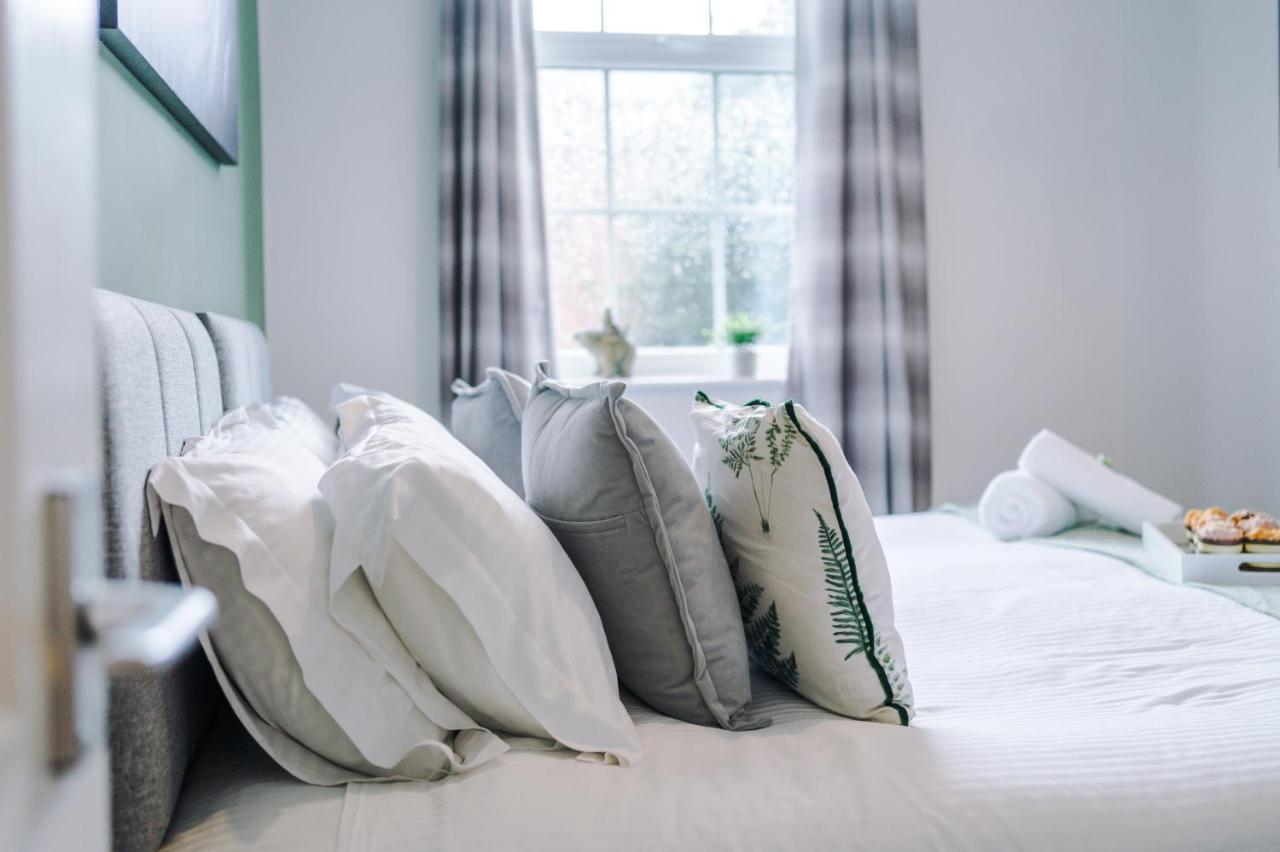 Bright 1-Bed Apartment In Chester By 53 Degrees Property, Ideal For Professionals & Couples, Great Location - Sleeps 4 Exteriör bild